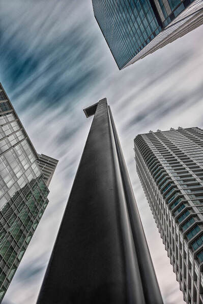 Photograph Masaki Yazaki Look Up At The City on One Eyeland