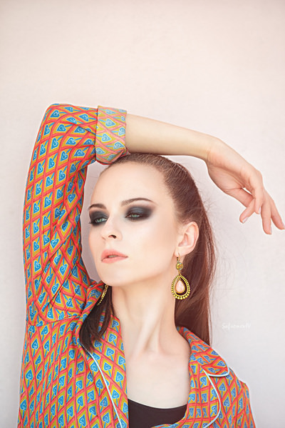 Photograph Ivan Safronov Looking At Fashion on One Eyeland