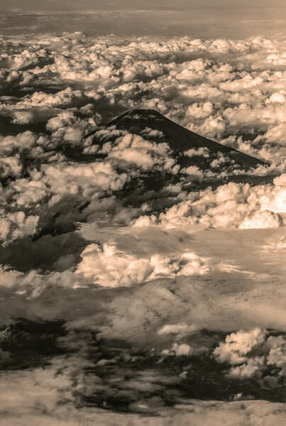 Photograph Ryuhei Suguri Mt Fuji on One Eyeland