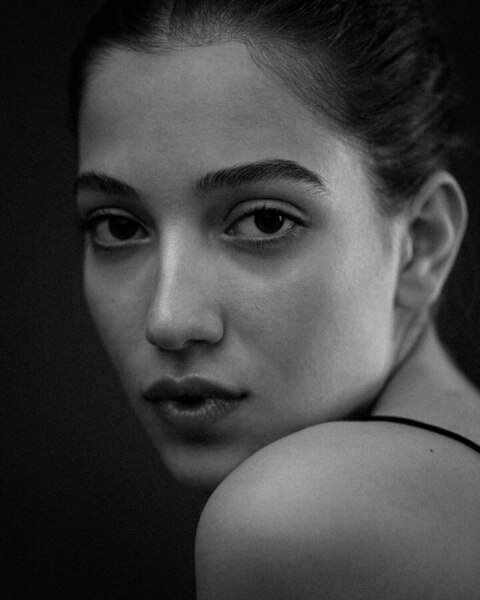 Photograph Nima Farsian Closer To Silence on One Eyeland