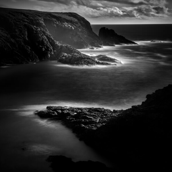 Photograph Av Peteghium Untitled on One Eyeland