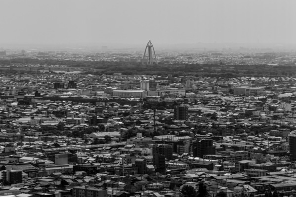 Photograph Mel Yukiina A Monument In The City on One Eyeland