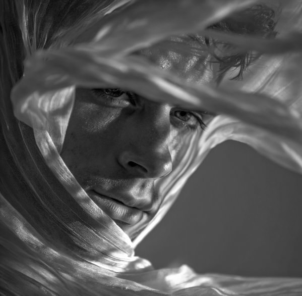 Photograph Ddiarte Ddiarte Trapped In Transparency on One Eyeland