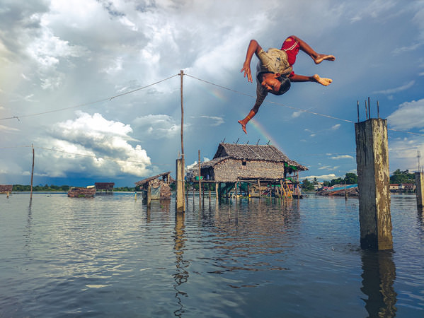 Photograph Aung Chan Thar Joy on One Eyeland