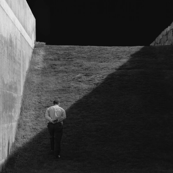 Photograph Hideki Ambo Black Diagonal on One Eyeland