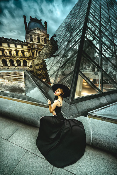 Photograph Ruslan Bolgov Just Me And Pyramid No Mona Lisa Needed on One Eyeland