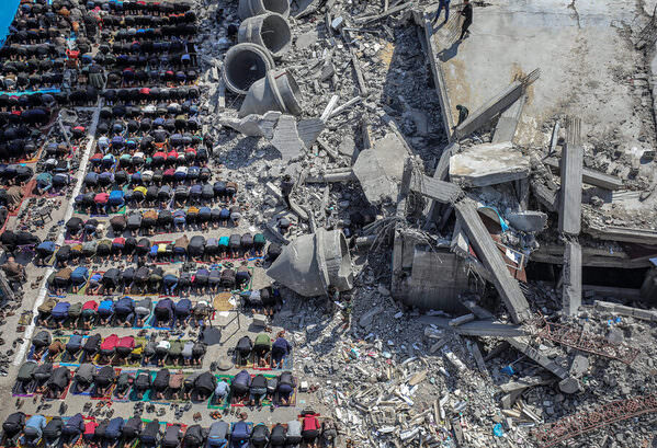 Photograph Abdelrhman Alkahlout Faith Amid Genocide on One Eyeland