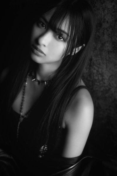 Photograph Setsuna Kurouzu Gaze on One Eyeland