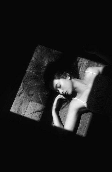 Photograph Setsuna Kurouzu Frame on One Eyeland