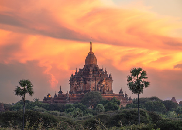 Photograph Taymuraz Gumerov Bagan Sunset Flame on One Eyeland