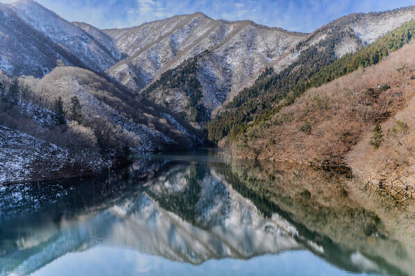 Photograph Mel Yukiina Getting Ready For Winter on One Eyeland