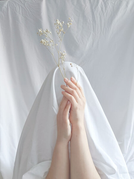 Photograph Dariia Root White Portrait on One Eyeland