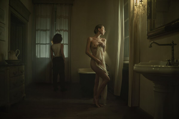 Photograph Przemyslaw Koch The Bathroom on One Eyeland