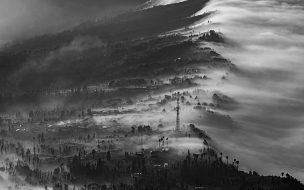 Photograph Ryuhei Suguri Sea Clouds on One Eyeland