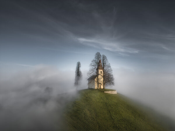 Photograph Stefano Caccia The Hug on One Eyeland