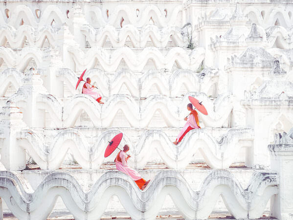 Photograph Aung Chan Thar The Nuns on One Eyeland