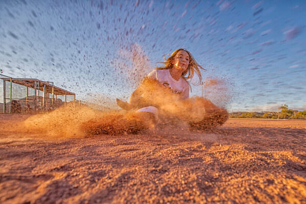 Photograph Arianna Grainey Marlee Todd Posed Shots Apache Junction on One Eyeland
