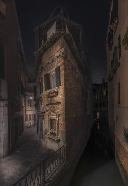 Photograph Stefano Caccia Shadow Serenade on One Eyeland