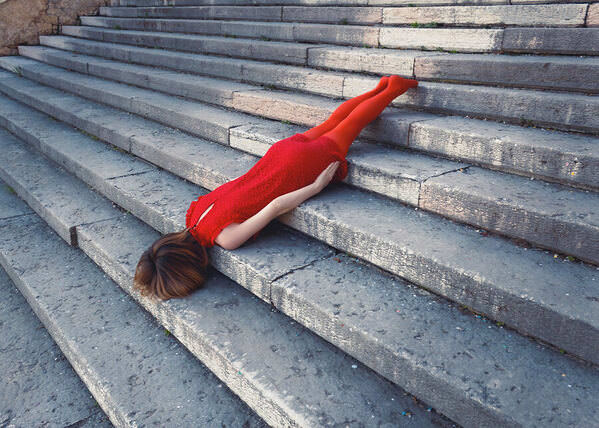 Photograph Giulia Filippi Fit To Misfit on One Eyeland