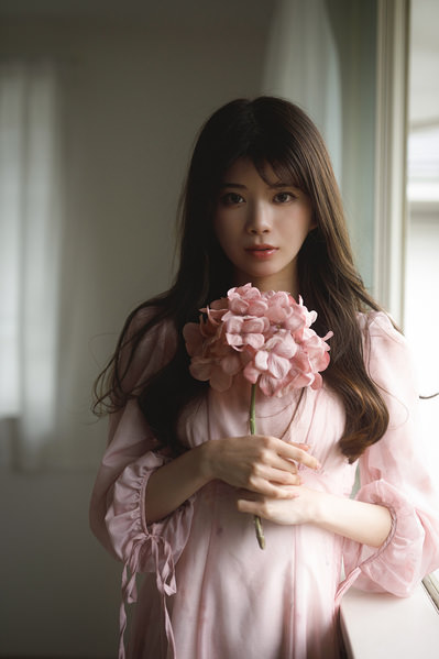 Photograph Setsuna Kurouzu Flower on One Eyeland