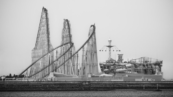 Photograph Mel Yukiina Offshore Amusement Park on One Eyeland