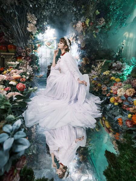 Photograph Haseo Hasegawa Another World on One Eyeland