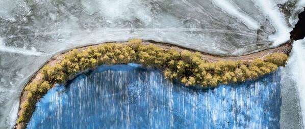 Photograph Arttu Hayha Thawline on One Eyeland
