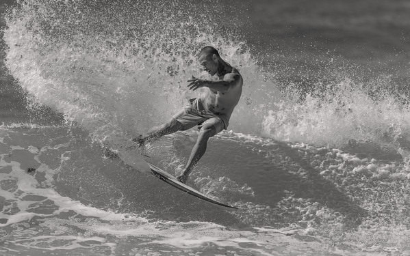 Photograph Steve Turner Troy Spraying on One Eyeland