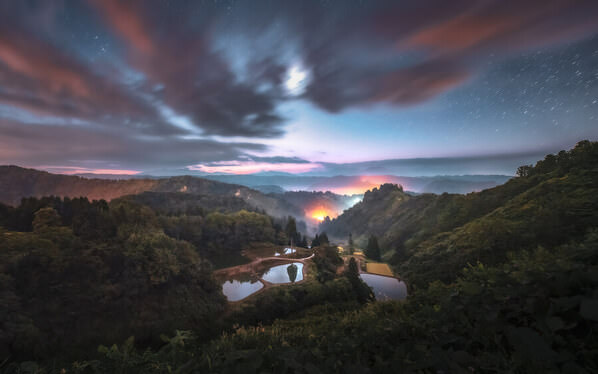 Photograph Ryuhei Suguri Dawn Of Yamakoshi Rice Field on One Eyeland