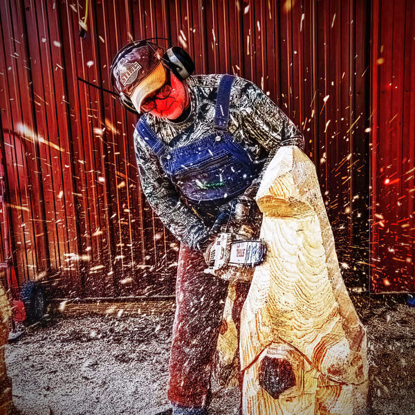 Photograph Larry Hamill Matt Missery Chainsaw Artist Northern Ohio on One Eyeland