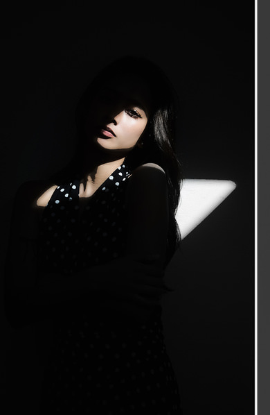 Photograph Setsuna Kurouzu Contrast on One Eyeland