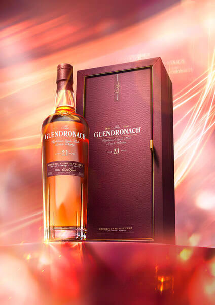 Photograph Jonathan Knowles Glendronach Ultra Premium on One Eyeland