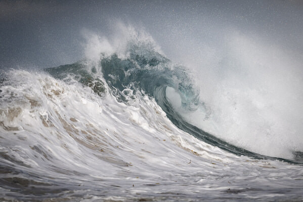 Photograph Steve Turner Ocean Breath on One Eyeland