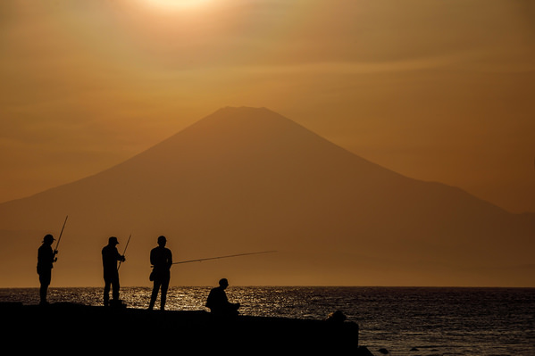 Photograph Setsuna Kurouzu Anglers on One Eyeland