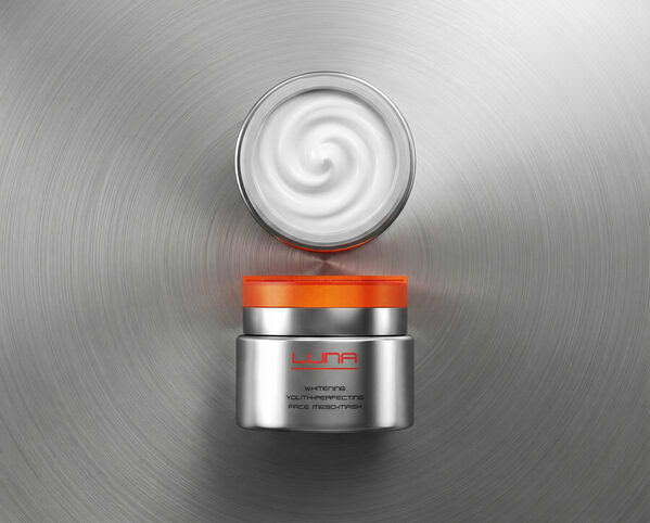 Photograph Alexandre Utrabo Creme on One Eyeland