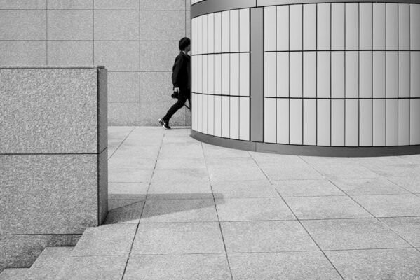 Photograph Kenichiro Nakamura Pass Through on One Eyeland