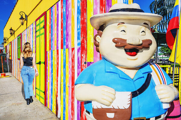 Photograph Mitchell Funk Color Wall on One Eyeland