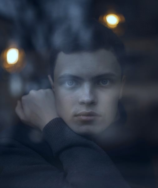 Photograph Olesya Zelenshchikova Behind The Glass on One Eyeland