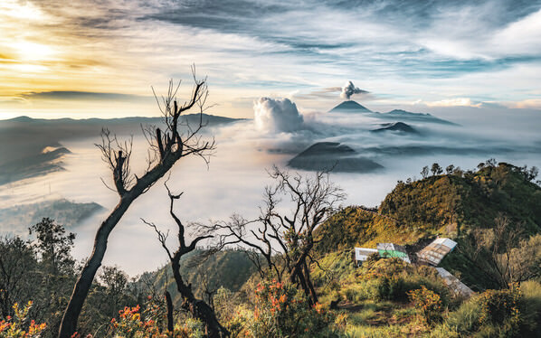 Photograph Ryuhei Suguri Mount Bromo on One Eyeland