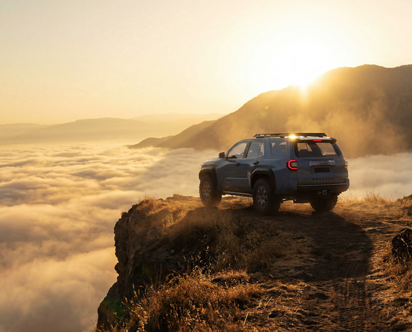 Photograph Alexandre Utrabo Toyotat on One Eyeland