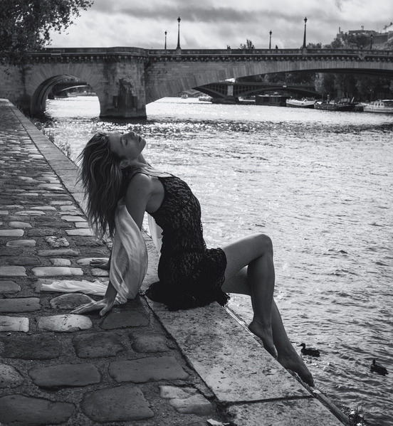 Photograph Claudio Pari Feeling The River on One Eyeland