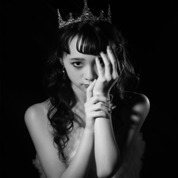 Photograph Katubin Karubin Black Princess on One Eyeland