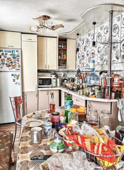 Photograph Yulia Belskaya Before Cleaning on One Eyeland