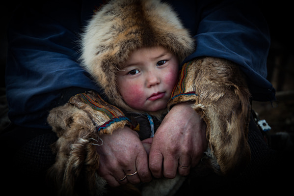 Photograph Laia Lopez Nenet Kid Protected By Dad Siberia on One Eyeland