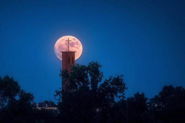 Photograph Martin Kucera Once In A Blue Moon on One Eyeland