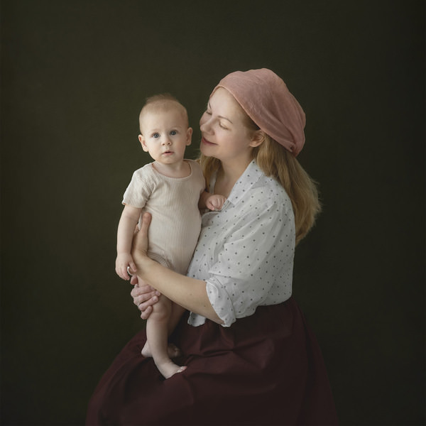 Photograph Oxana Karasko The Magic Of Motherhood on One Eyeland