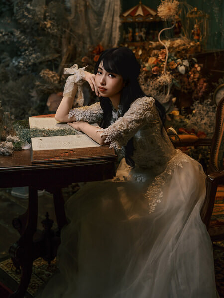 Photograph Haseo Hasegawa Girl Reading A Book on One Eyeland