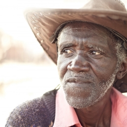 Rankinii Market, Zimbabwe-Ryan Edy-Finalist-PEOPLE-Portrait -193