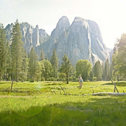 Yosemite-Simon Stock-Finalist-ADVERTISING-Self-Promotion -425