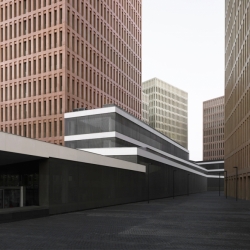 Ciutat de la Justícia de Barcelona-Peter Otto-bronze-ARCHITECTURE-Buildings -565